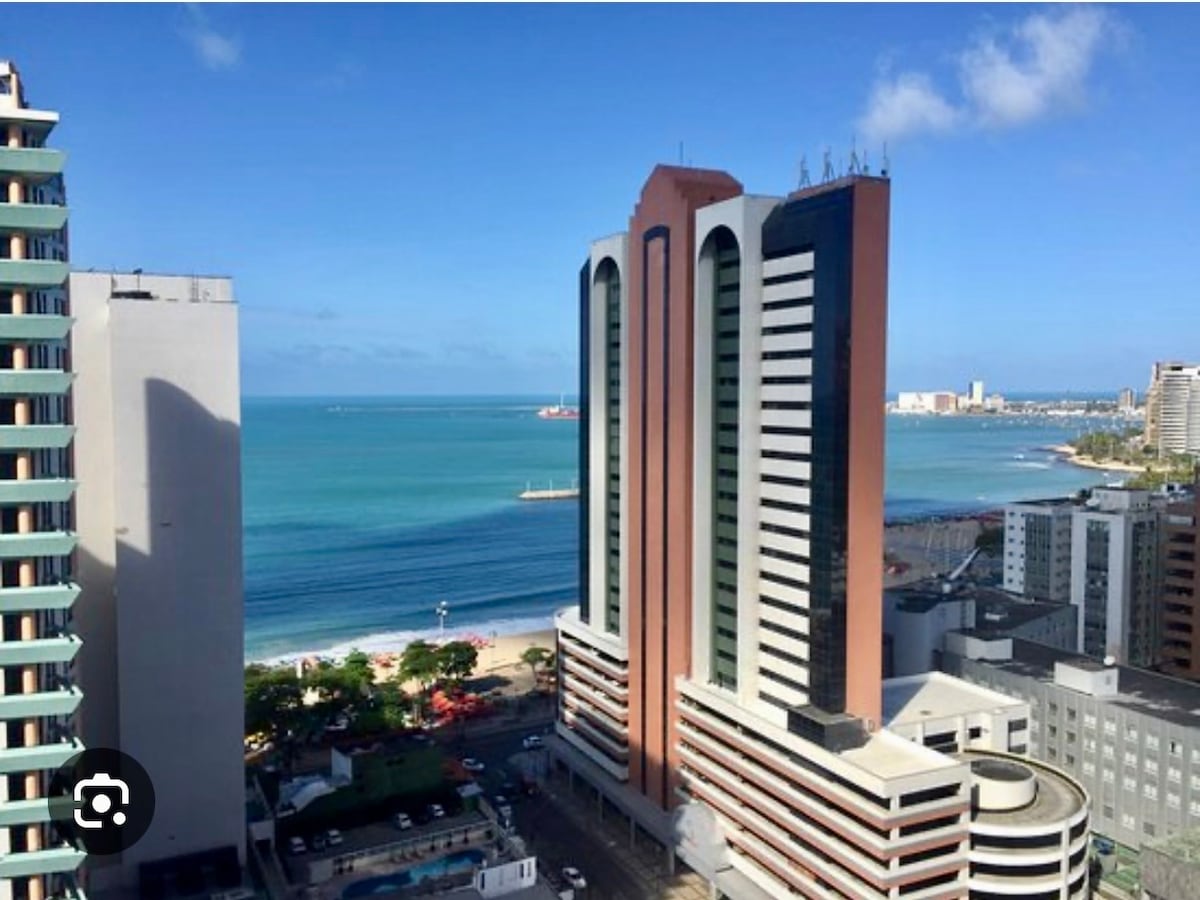 Foto do anúncio de apartamento poucos passos da beira mar fortaleza em Meireles, Fortaleza