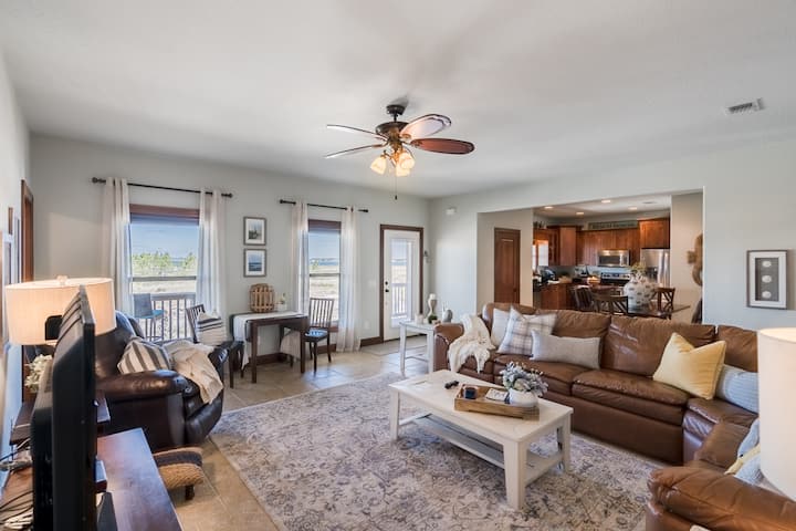 Coastal Pines - Sound Views & Small Dog Friendly - Navarre, FL