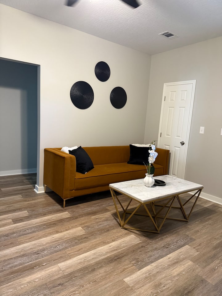 M. Luxe Properties - Hattiesburg Zoo, Hattiesburg