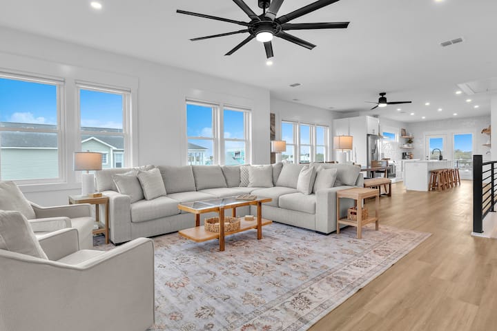 Ocean View 5br - Steps To Beach W/parking/elevator - Carolina Beach, NC