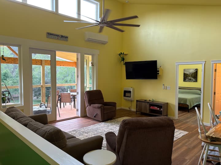 Lilypad On The Creek In Dahlonega With Hot Tub - Dahlonega, GA
