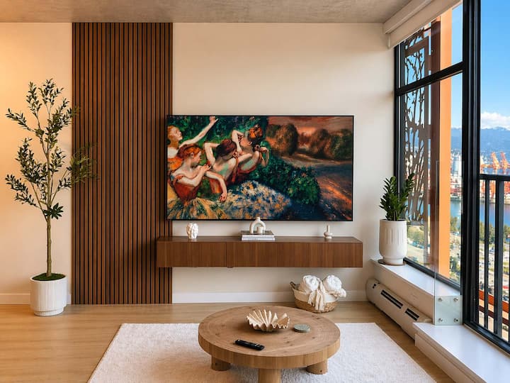 Luxury Vancouver Condo | Epic City & Water Views - Vancouver