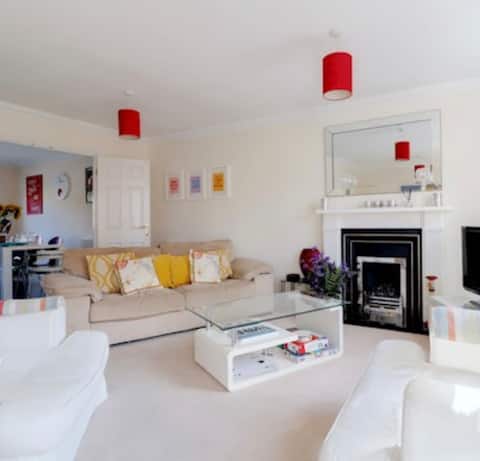 Norwich City Centre Home ideal for large groups