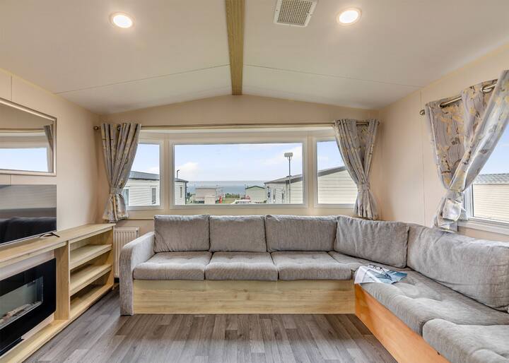 Gold Caravan With Parking 6 P - Wales