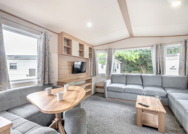 Gold Caravan With Parking - Pembrokeshire