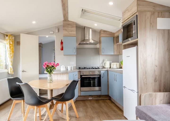 Silver Caravan With Parking P - Pembrokeshire