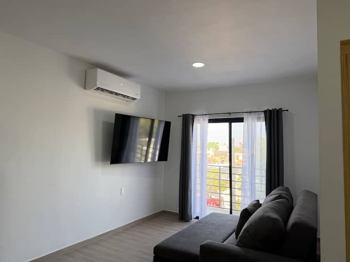 Suite Con Balcón| King Size| Parking| Pet-friendly - Torreón