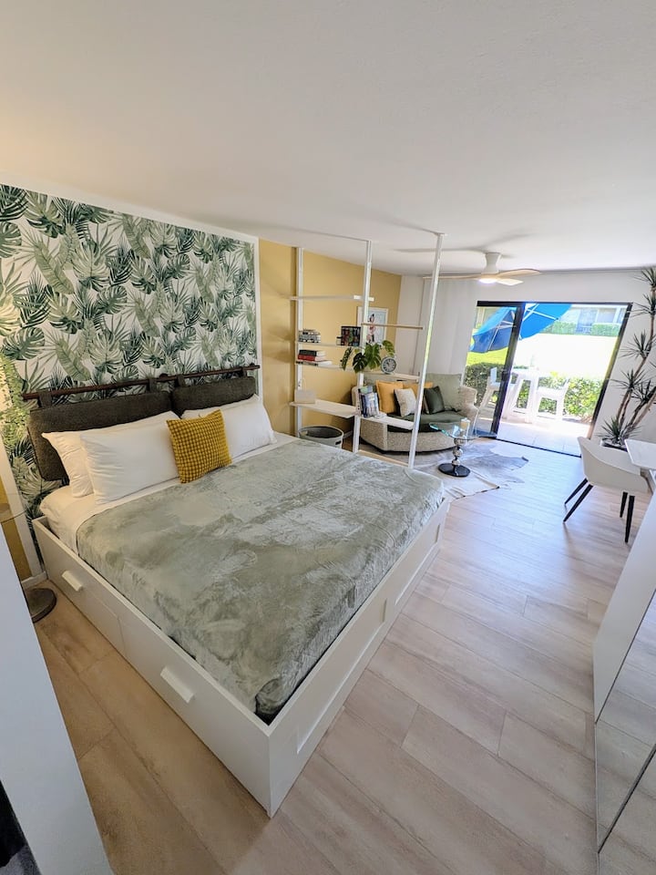 Cute, Clean And Quiet! - Palm Desert, CA