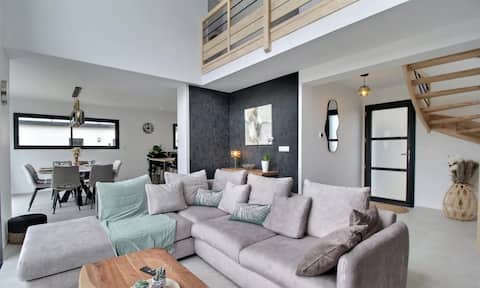 Top performing Airbnb: Ty Ele Ar Morenn, 300 m from Plage des Amiets in Cléder