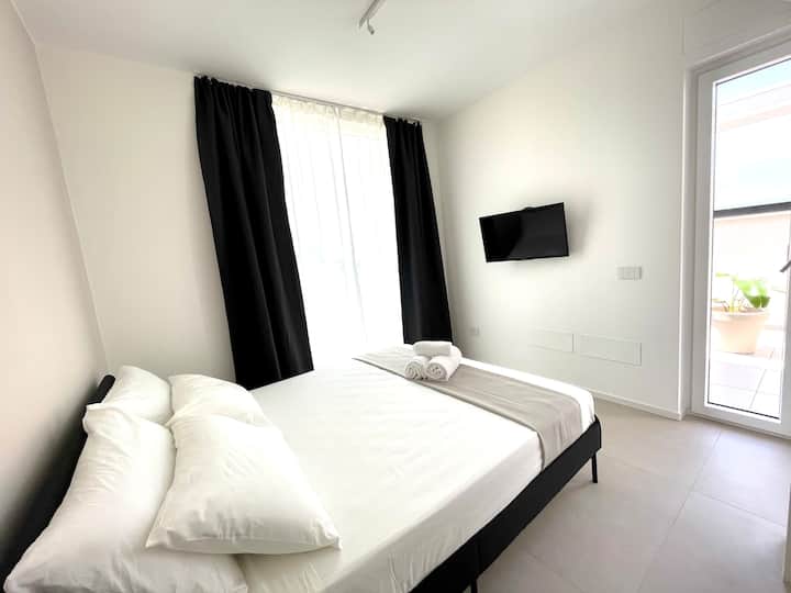 5 Min Walking From Central Station - Monopoli