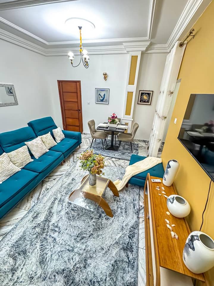 Beautiful Cozy Clean Memorable Lita Residence - Yaoundé