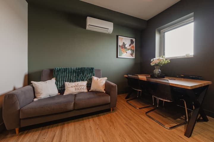 Westbury Collection - The Mews - Bristol