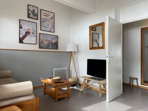 Annonce Airbnb populaire: Apartment that sleeps 9 – At the foot of the slopes – Fiber optic internet à Dévoluy