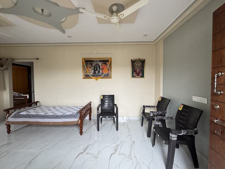 Sai Prashanti Homestay - Puttaparthi