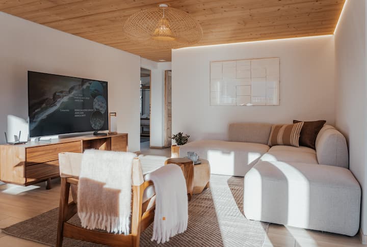Hidden Retreats | The Roof - Frutigen