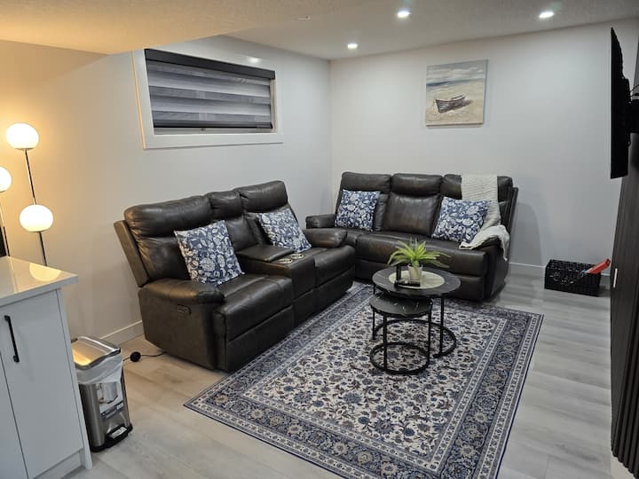 The Sterling Suite - Private Luxury 2br Stay - Beaumont