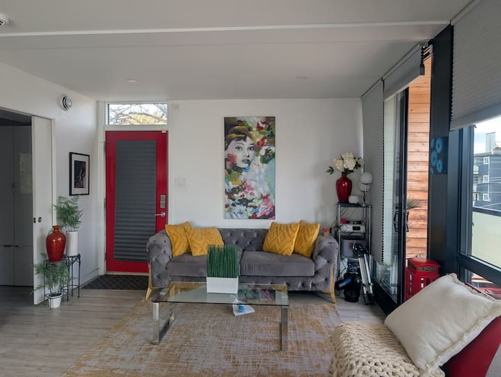 Pom & Co Boutique Suites - Edmonton, Canadá