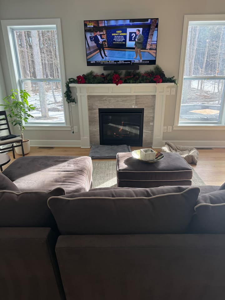 Saratoga Area Brand New 3 Br 2.5 10 Min To Track - Clifton Park, NY