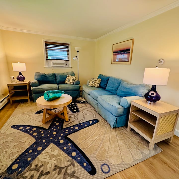 Book Last Min Getaway! No Bridge | 5 Min To Beach - Sandwich, MA