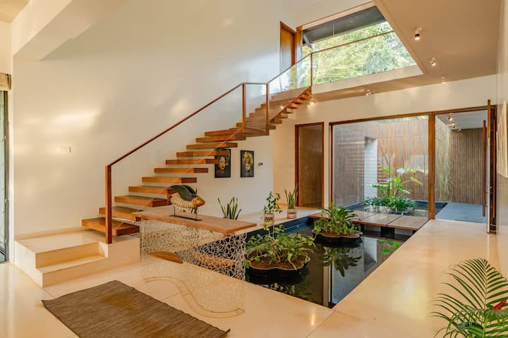 Living room image 3