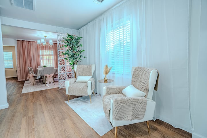 Cozy Modern Home Near Braves Stadium 3br & 3ba - Smyrna, GA