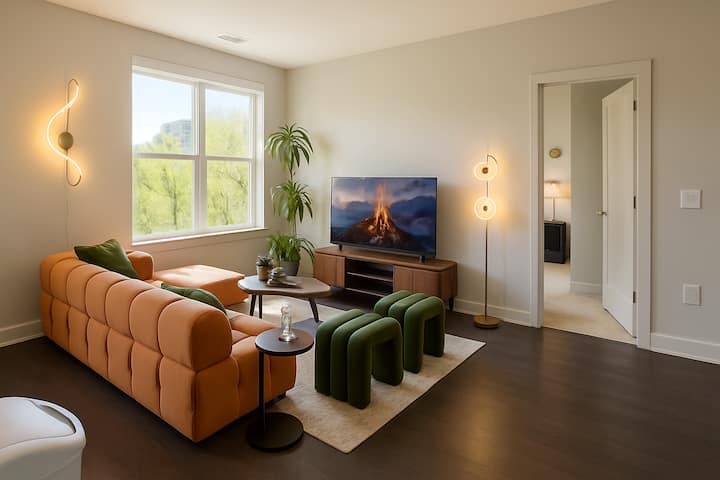 Modern 3br W/ Movie Projectors & Private Balcony - Takoma Park, MD
