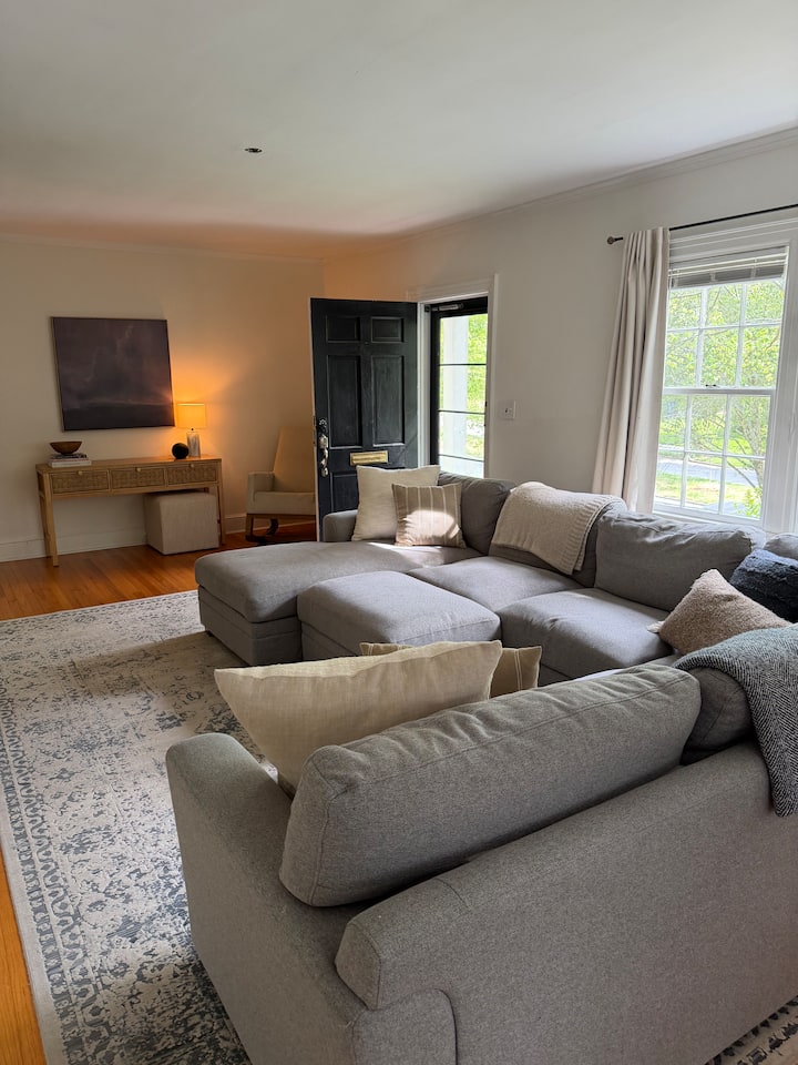 Emerywood Hill Cottage ~ Minutes From Hp Market - High Point
