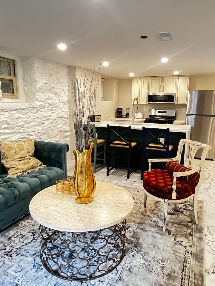 Modern 2br In Friendship | Free Parking/ Near Cmu - Pittsburgh