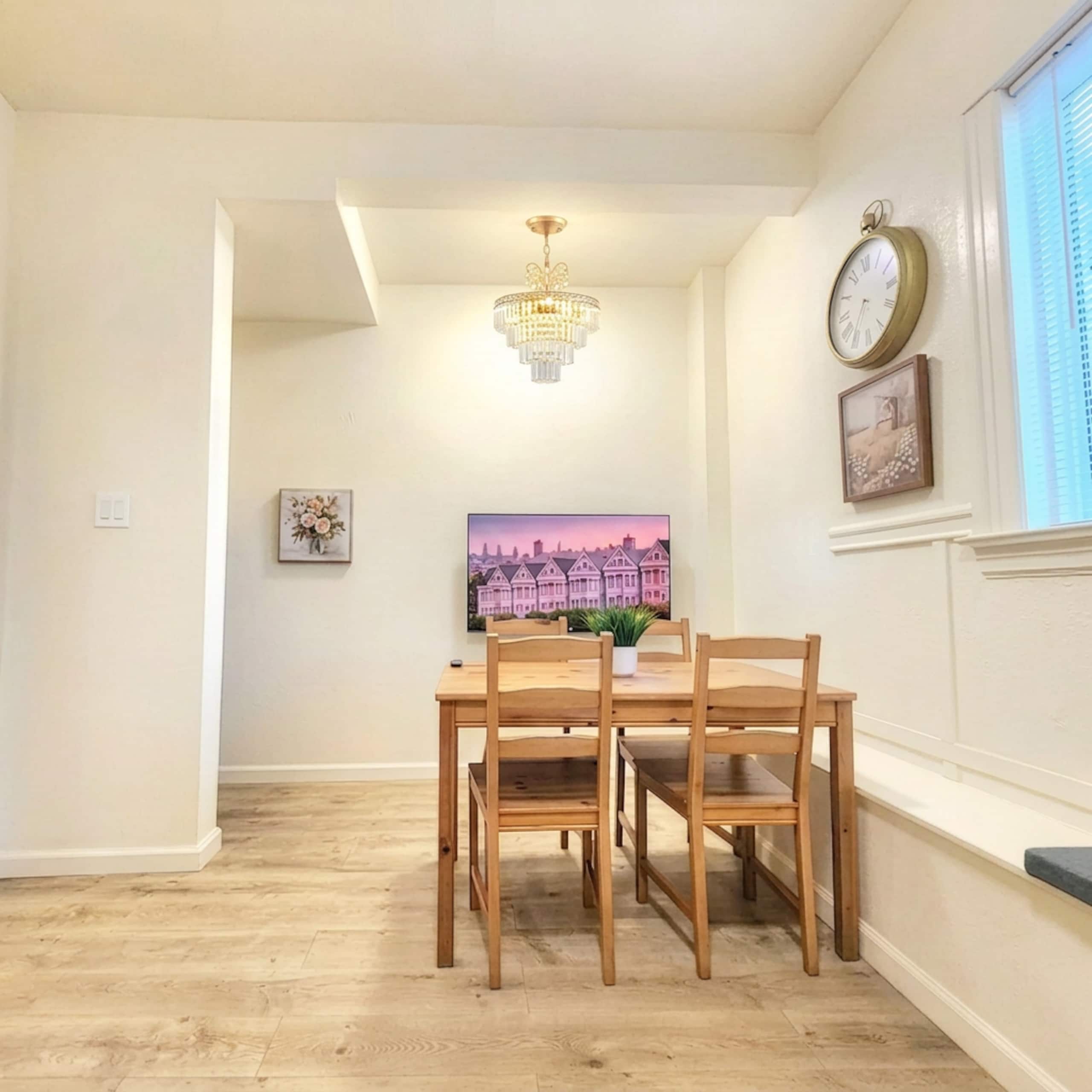 Home in San Francisco · ★5.0 · 2 bedrooms · 3 beds · 1 bath - Image 1