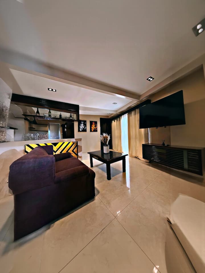Maison Six W/ View Of Lagunabay & Pililia Windmill - Antipolo