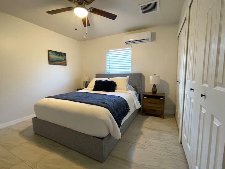 Cozy Private Studio •Pet-friendly •Great Location - Fort Myers, FL