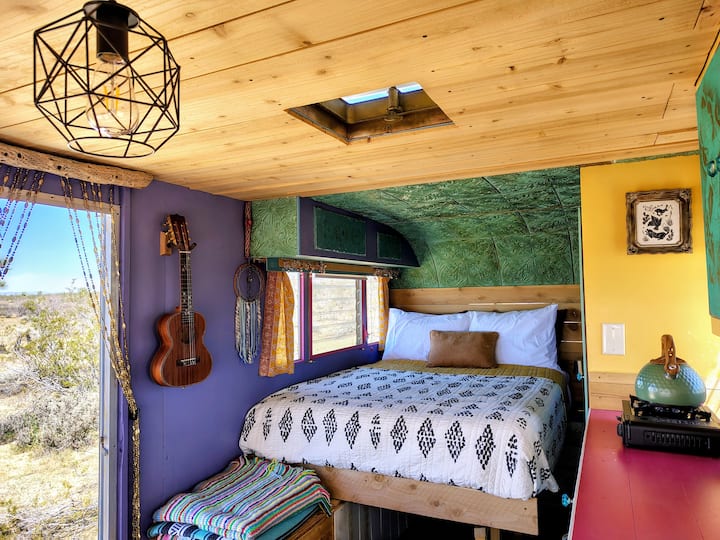 Ruby Raven • Colorful Art Camper • Grand Canyon - Grand Canyon nasjonalpark