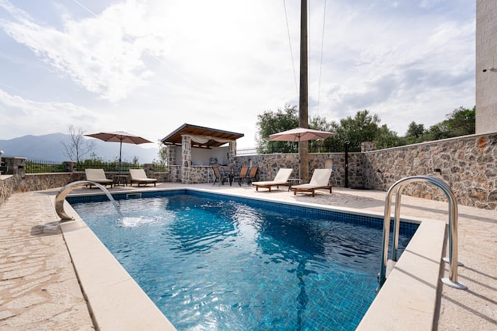 Casa Bellavista Heated Pool-lustica Bay-privacy - 蒙特內哥羅