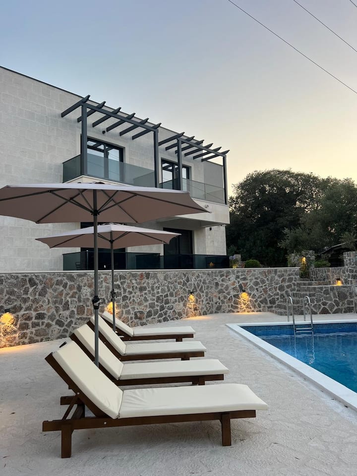 Casa Bellavista Heated Pool-lustica Bay-privacy - Montenegro