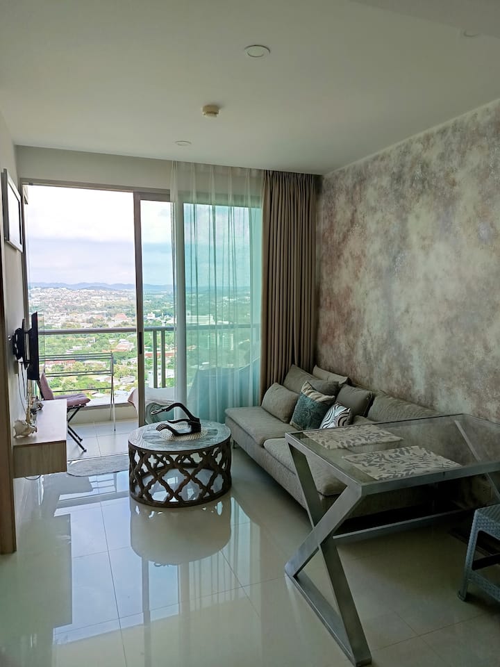 Luxury Stay @ Riviera Jomtien | 1 Bedroom Skyline - Thailand