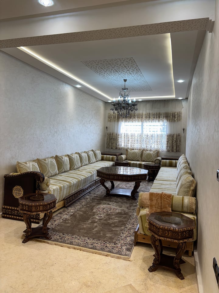 Modern Cozy Apartment -Bright And Spacious - El Yadida