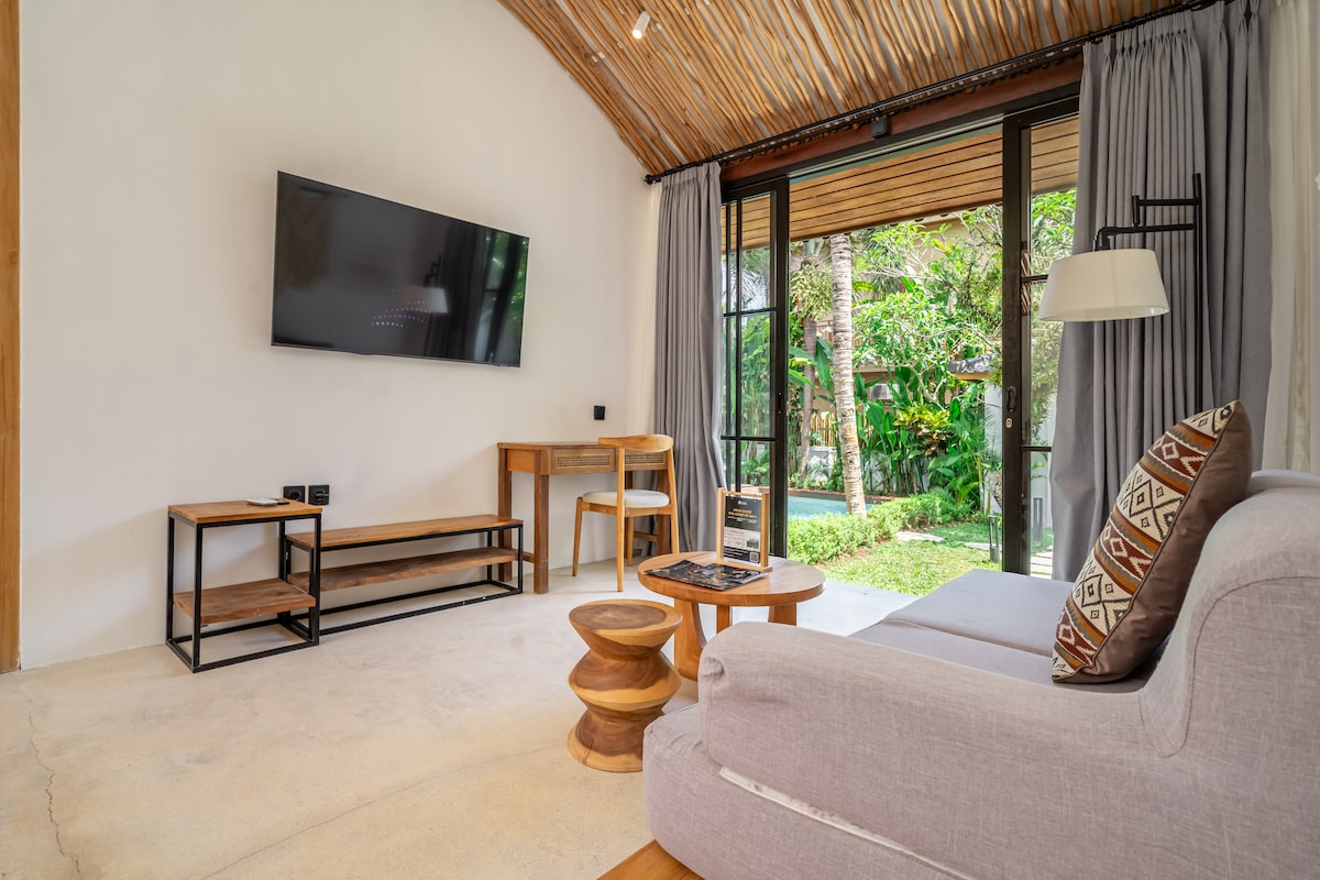 Villa in Ubud · ★4.89 · 2 bedrooms · 2 beds · 2 baths, συγκρίσιμο Airbnb