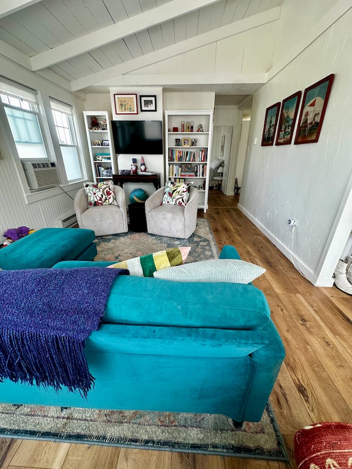 The Coralynn ~ Green Harbor Beach Cottage - Marshfield, MA