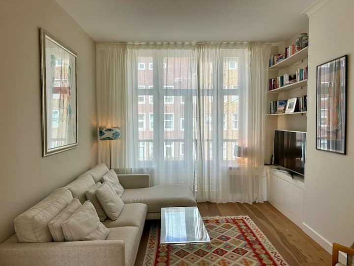 Charmant, Licht En Perfect Onderhouden Appartement - Amsterdam