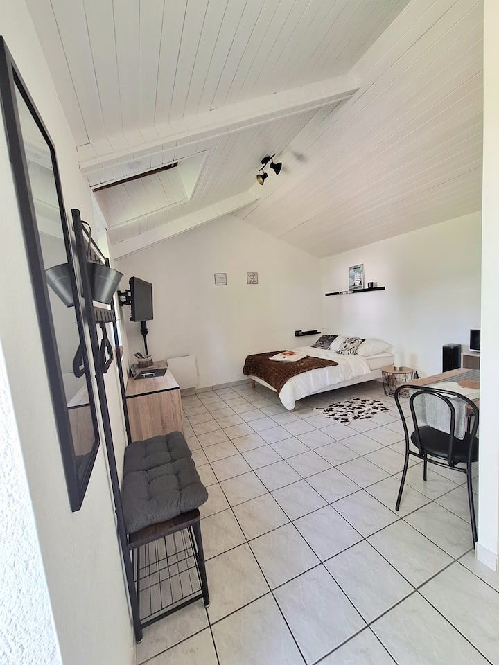 Studio Cosy#terrasse#longère Bretonne#morbihan - Theix