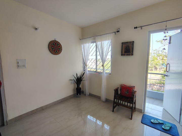 Wabi-sabi - Cozy Haven | Serenity In Bariatu Hills - Ranchi
