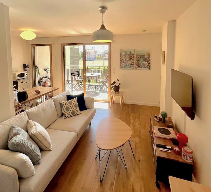 Appartement Cosy, Grand Balcon Proche Centre & Lac - Annecy
