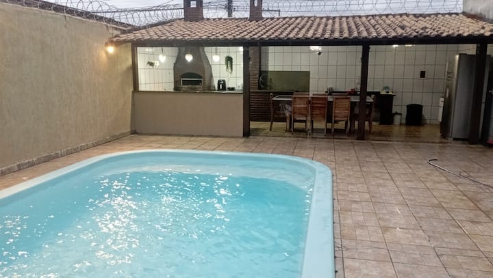 Casa Com Piscina - Serra