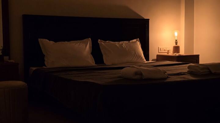 Bedroom 1 image 1