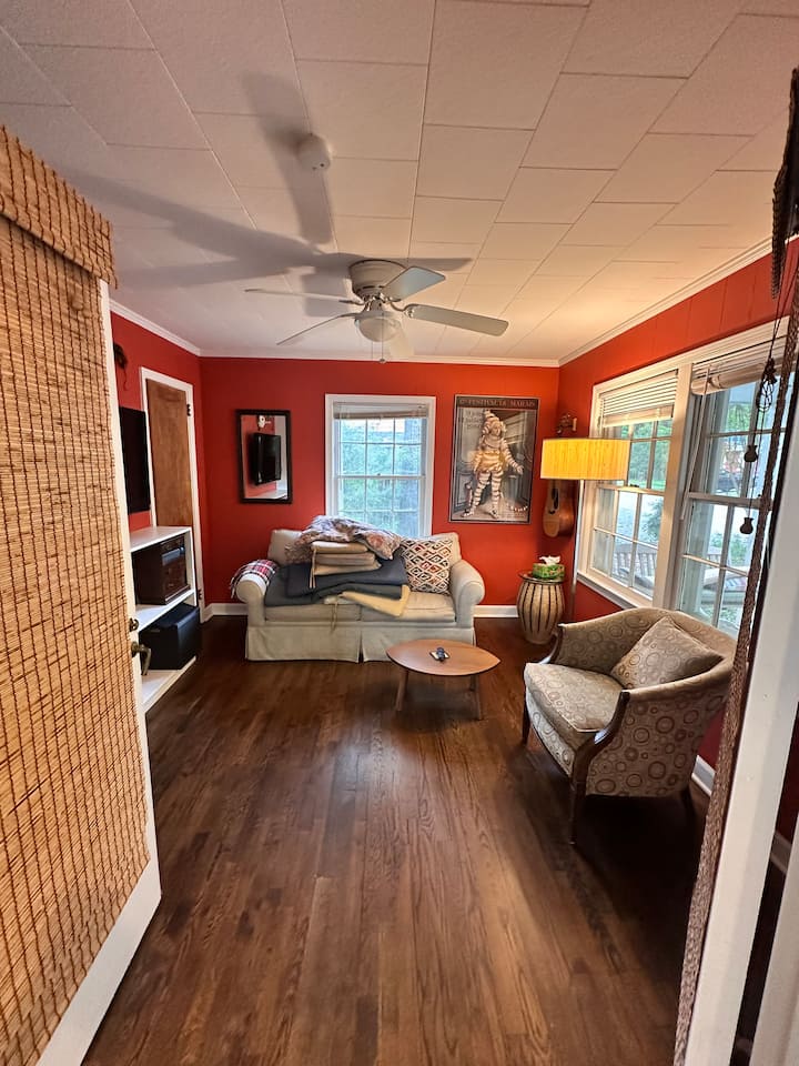 Mill House Retreat - Chapel Hill, NC