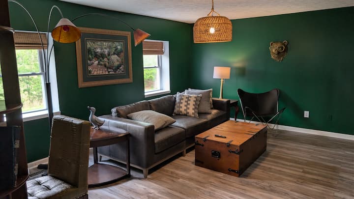 Cabin Getaway - Louisville, KY