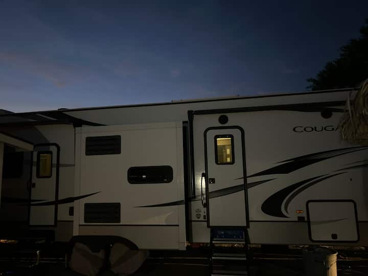 Home Rv - Indio, CA