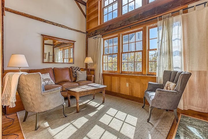Light-filled Carpenter's Cottage - レノックス, MA