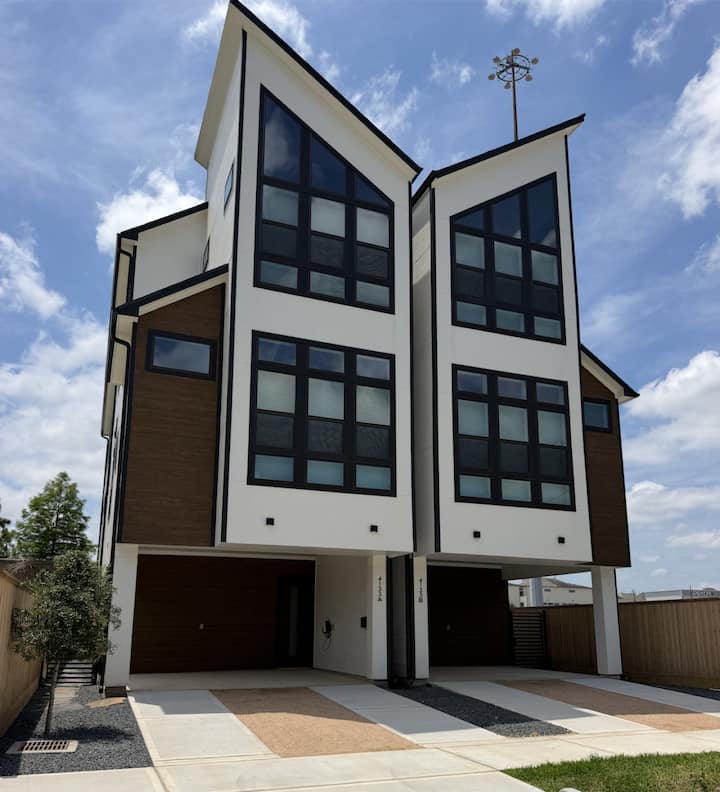 Sleeps 36 • 14br/14ba • 2 Homes • Houston Fifa Wc - Bellaire, TX