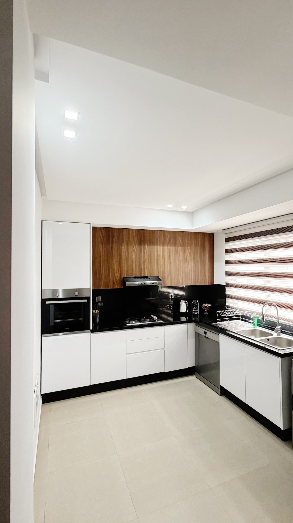 Beautiful 3-Bedroom Menara Garden Villa + Pool - Flats for Rent in ...